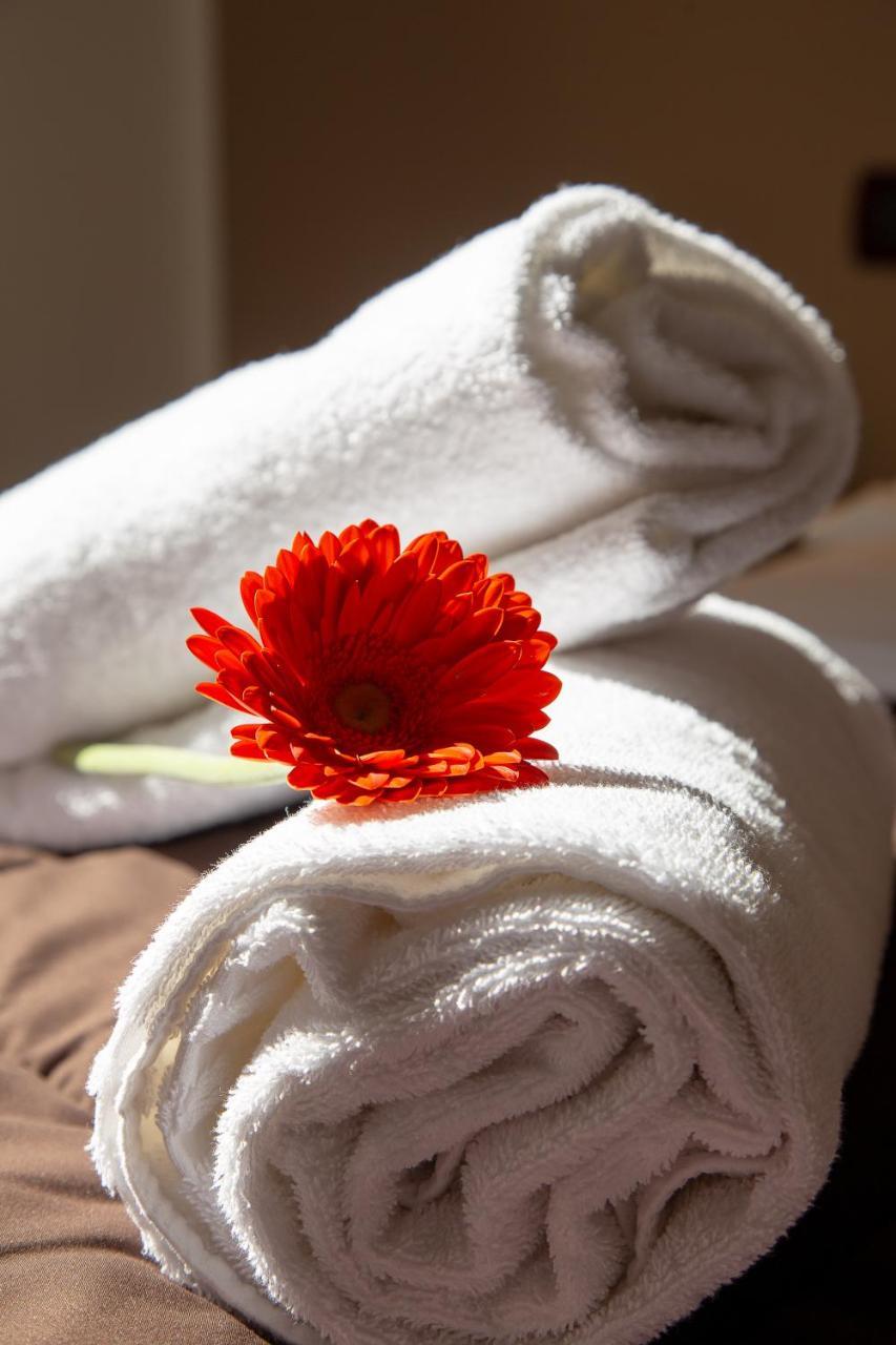 Holiday Rooms Portale Pirrera Modica Exterior foto
