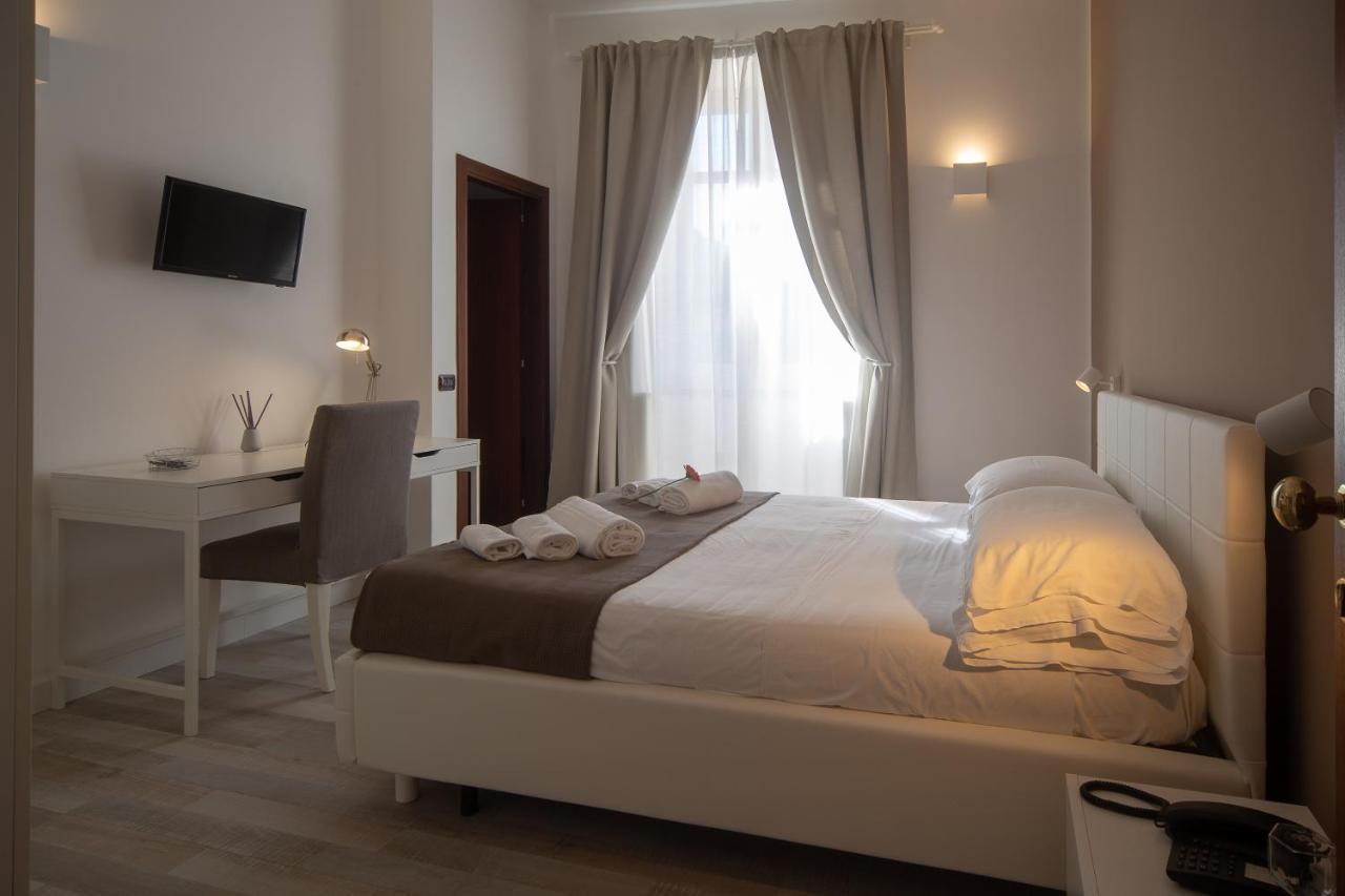 Holiday Rooms Portale Pirrera Modica Exterior foto