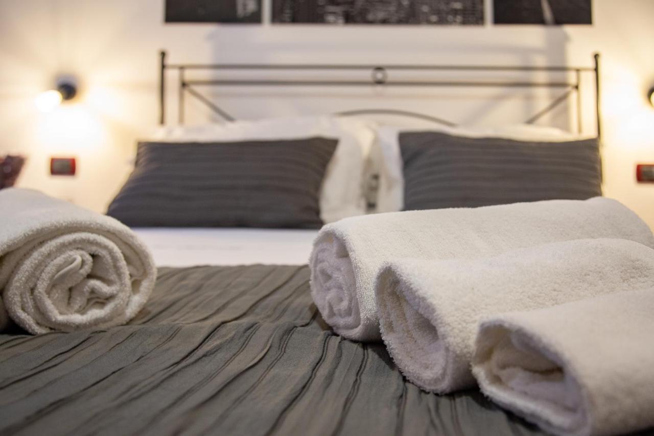 Holiday Rooms Portale Pirrera Modica Exterior foto