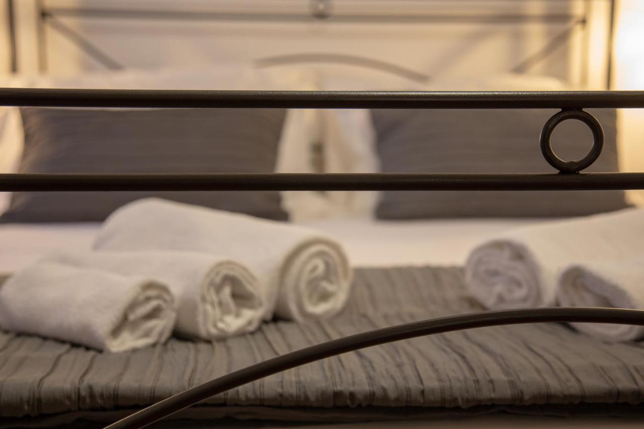 Holiday Rooms Portale Pirrera Modica Exterior foto