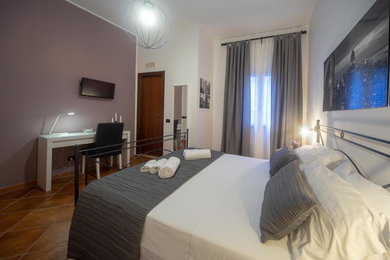 Holiday Rooms Portale Pirrera Modica Exterior foto