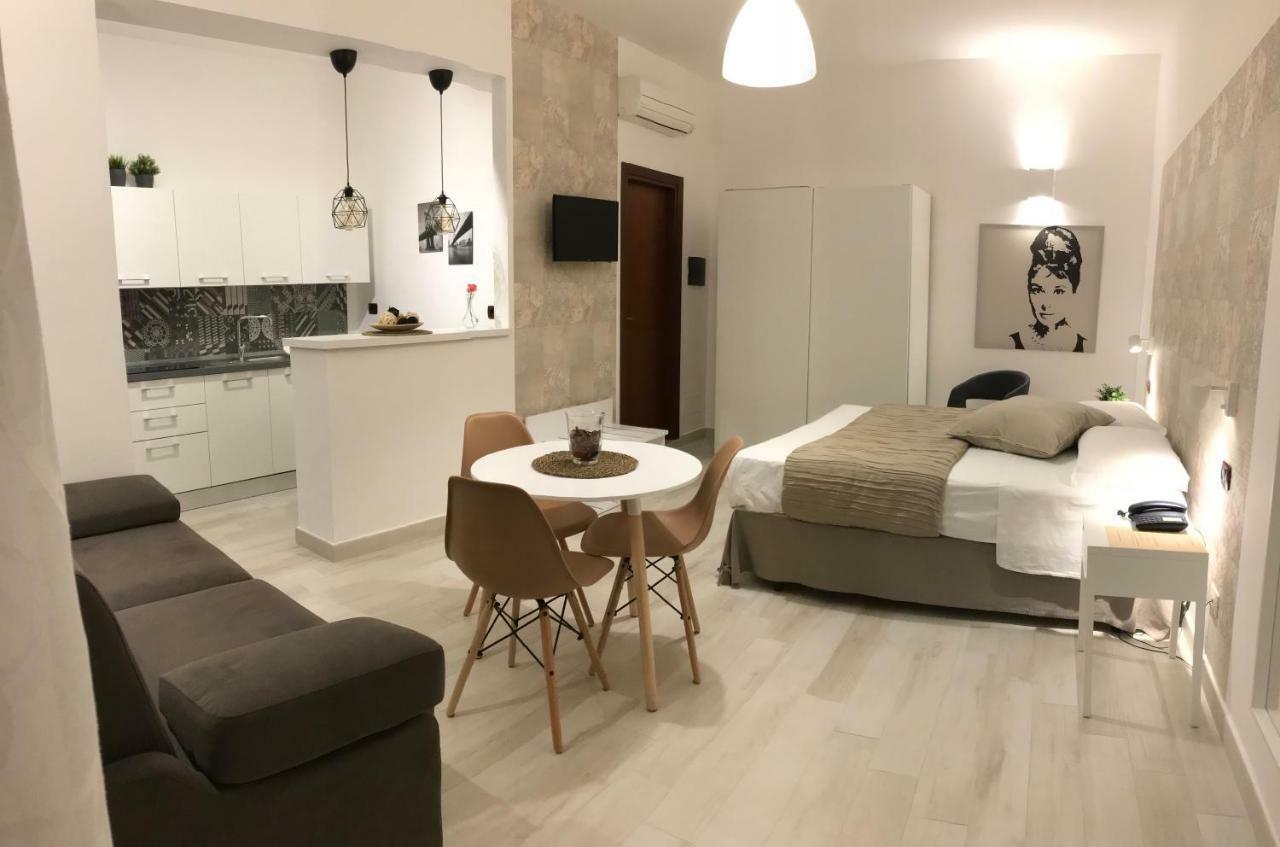 Holiday Rooms Portale Pirrera Modica Exterior foto